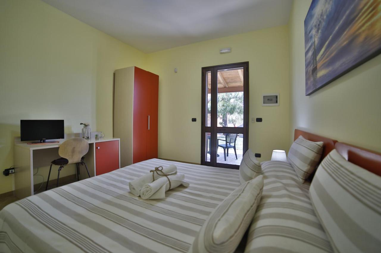 B&B La Casa Di Attilio Porto Cesareo Exterior photo